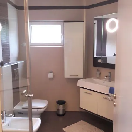 Gallina Apartman Biatorbágy
